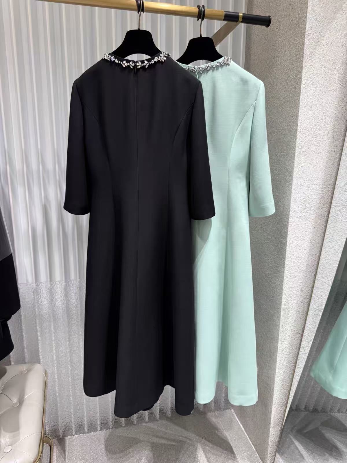 Premium Silk Wool Mint Green W - Midi Dress ulasan dan harga